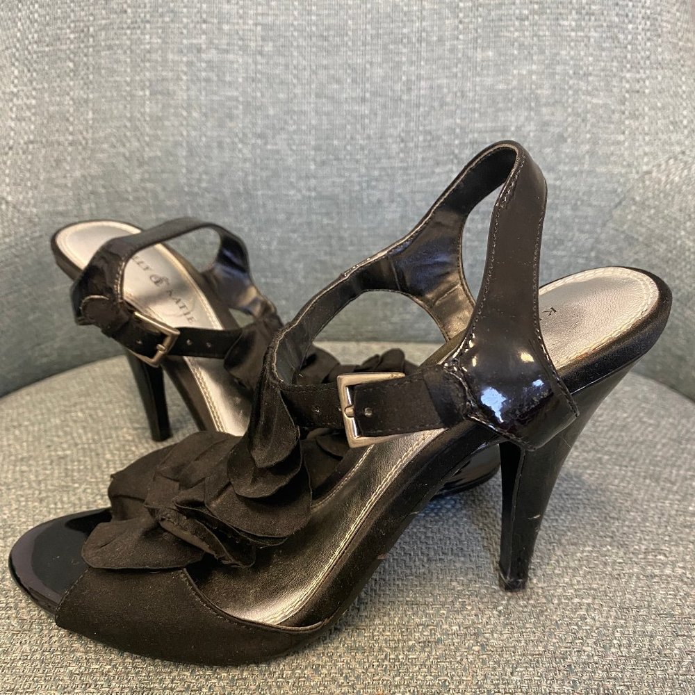 Kelly & Katie Ruffled Heels - Picture 4 of 5
